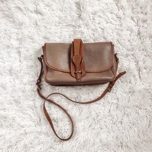 ✨HP✨Vintage Dooney & Bourke Crossbody Bag